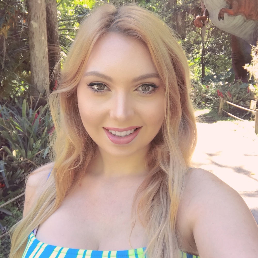 Meet your Posher, Priscilla